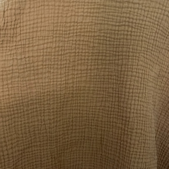 April Meets October: October Top 2022 in Mustard - Picture 4 of 4